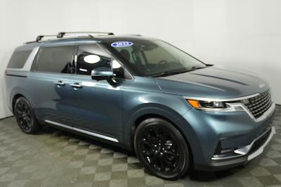Used 2022 Kia Carnival SX Prestige Minivan for sale #32260315B - photo 2