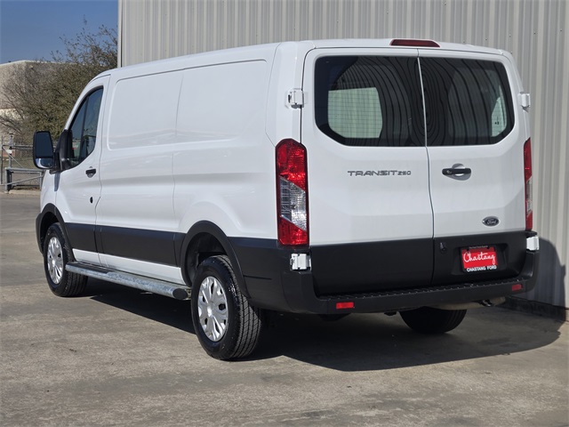 Used 2024 Ford Transit 250 - photo 2