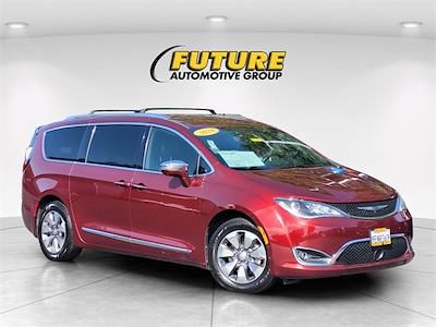 Used 2020 Chrysler Pacifica Limited Minivan for sale #P14125 - photo 1