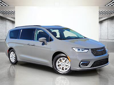 2022 Chrysler Pacifica FWD Minivan for sale #FR22950 - photo 2