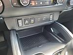 2022 Nissan Frontier Crew Cab 4x4 Pickup for sale #FU362026A - photo 23