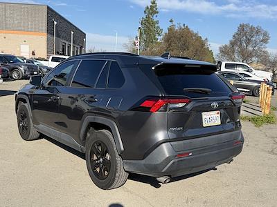 Used 2020 Toyota RAV4 XLE for sale #29035 - photo 2