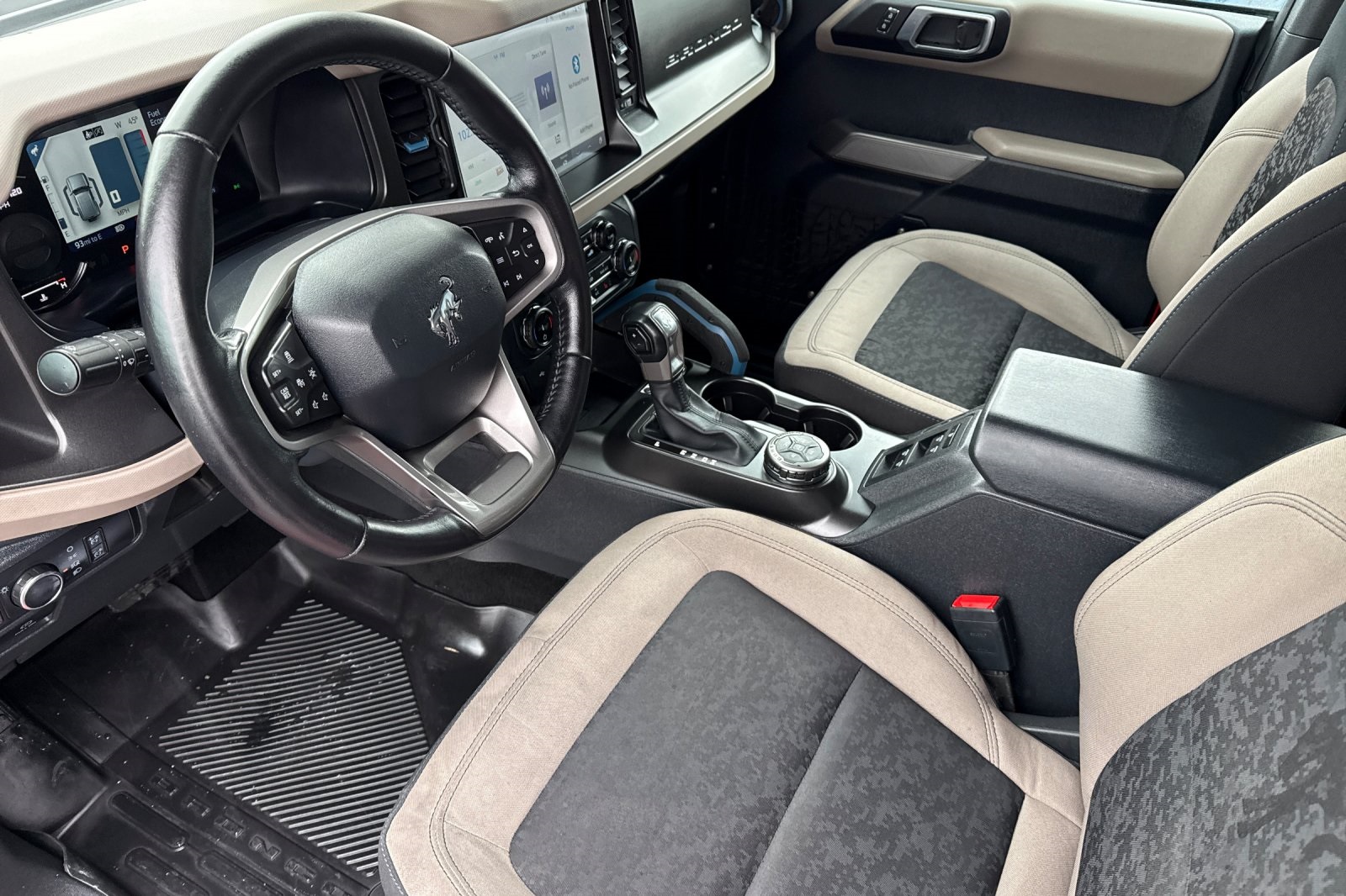 Used 2022 Ford Bronco - photo 13