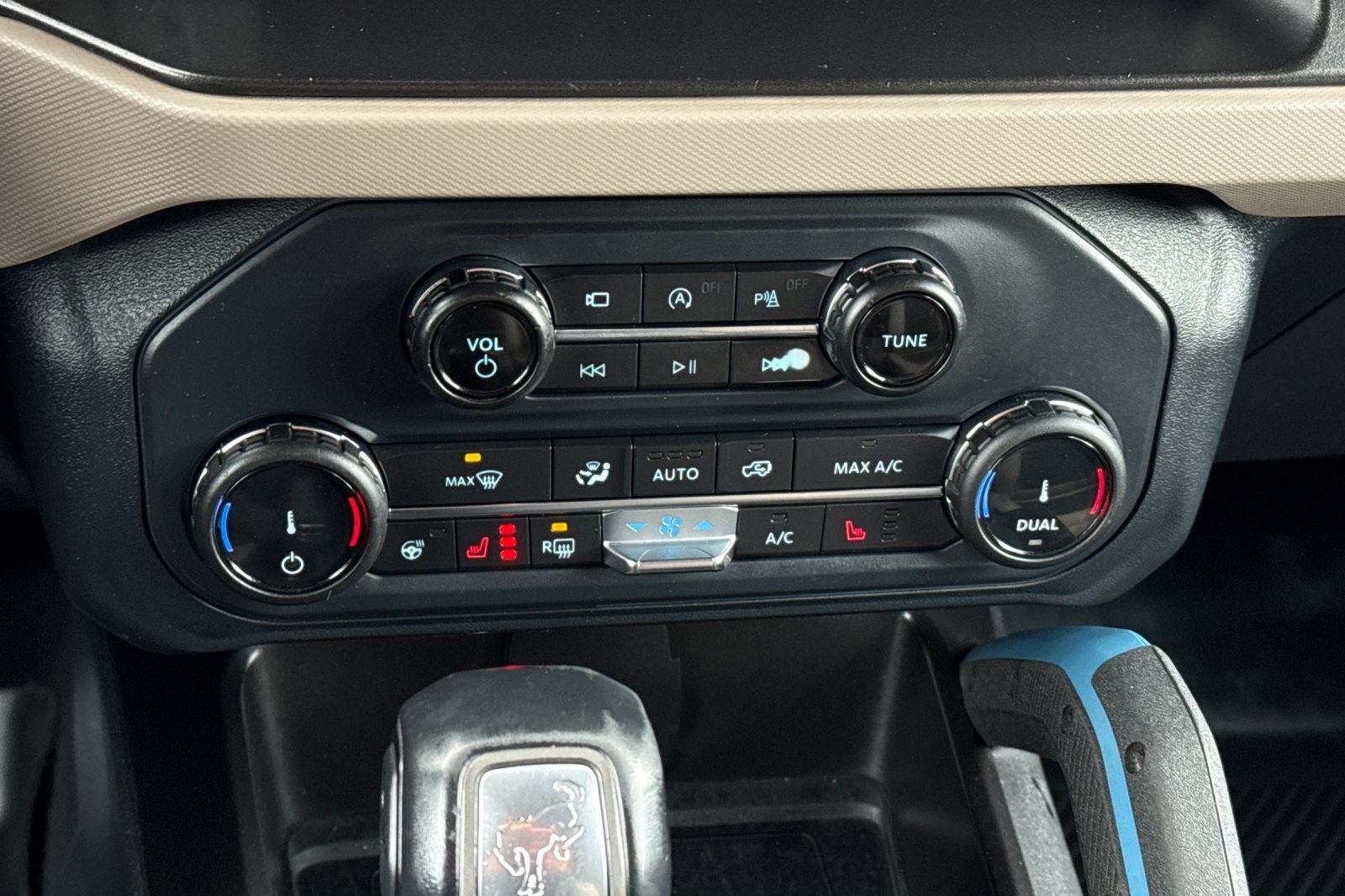 Used 2022 Ford Bronco - photo 24