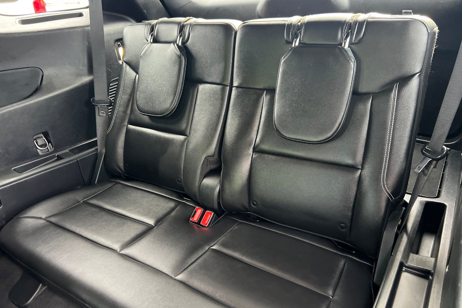 Used 2022 Ford Explorer - photo 18