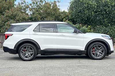 2025 Ford Explorer 4WD SUV for sale #29329 - photo 2