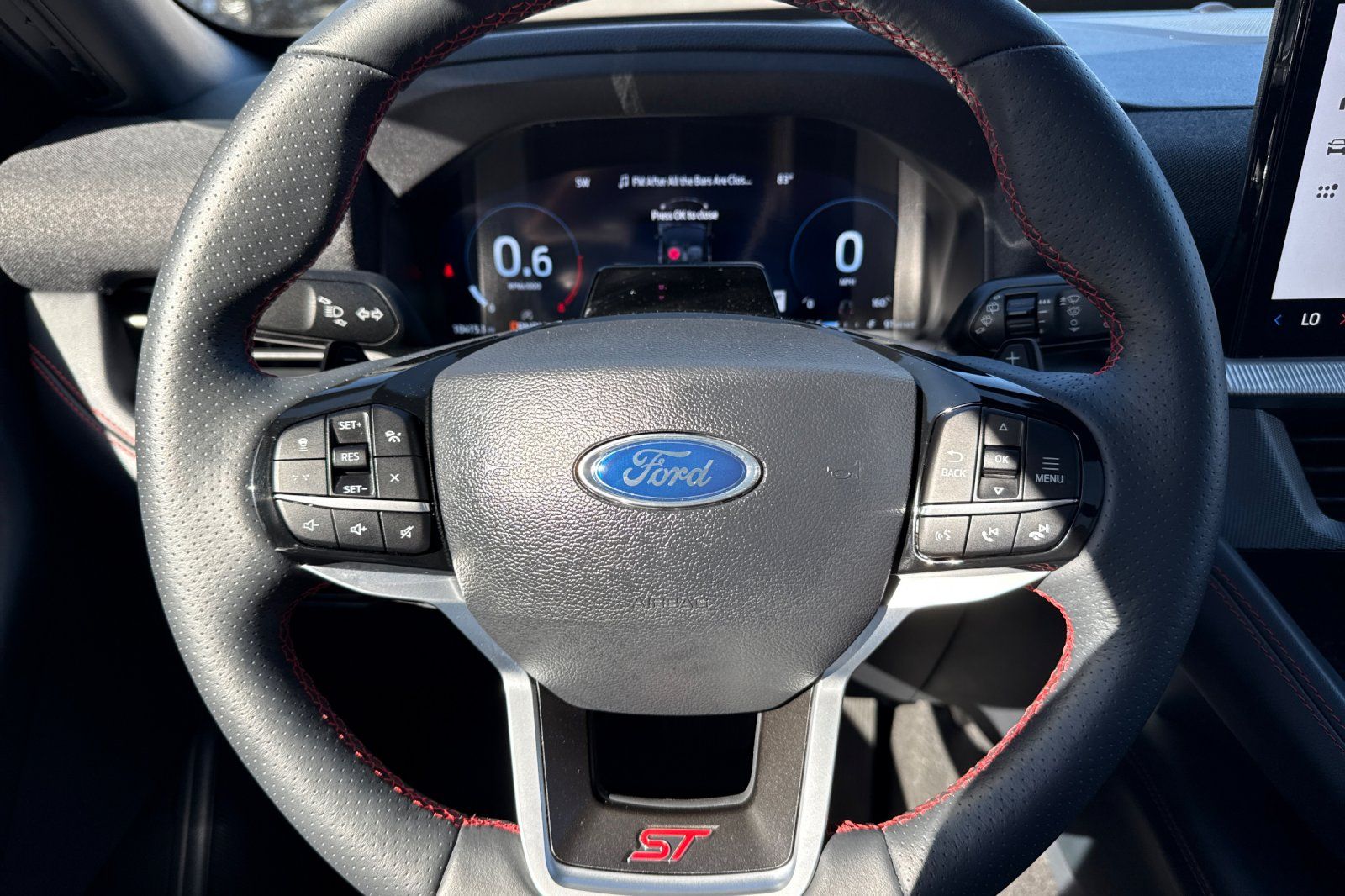 Used 2025 Ford Explorer - photo 27