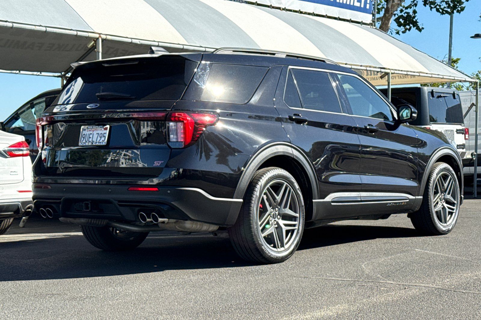 Used 2025 Ford Explorer - photo 19