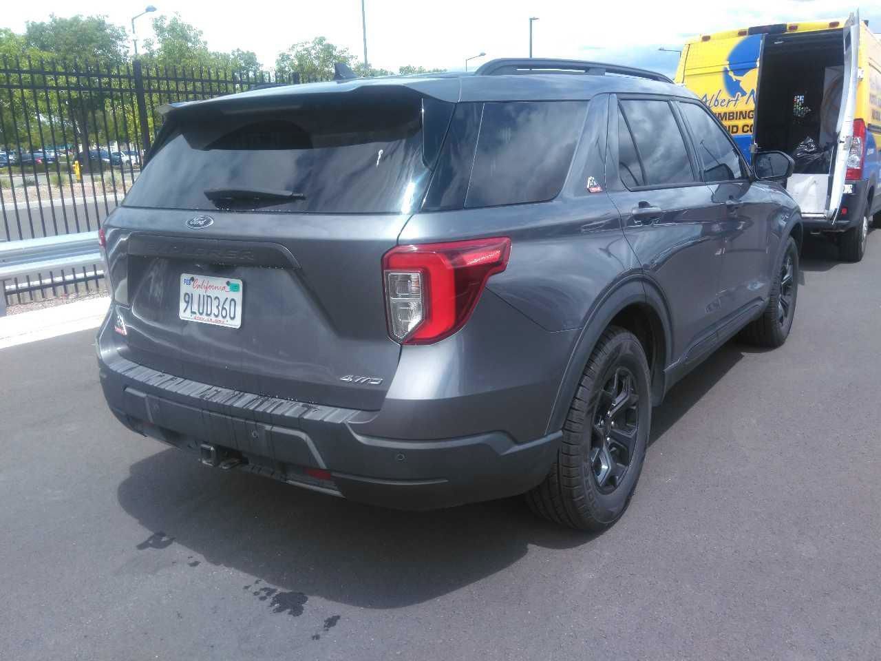 Used 2022 Ford Explorer - photo 2
