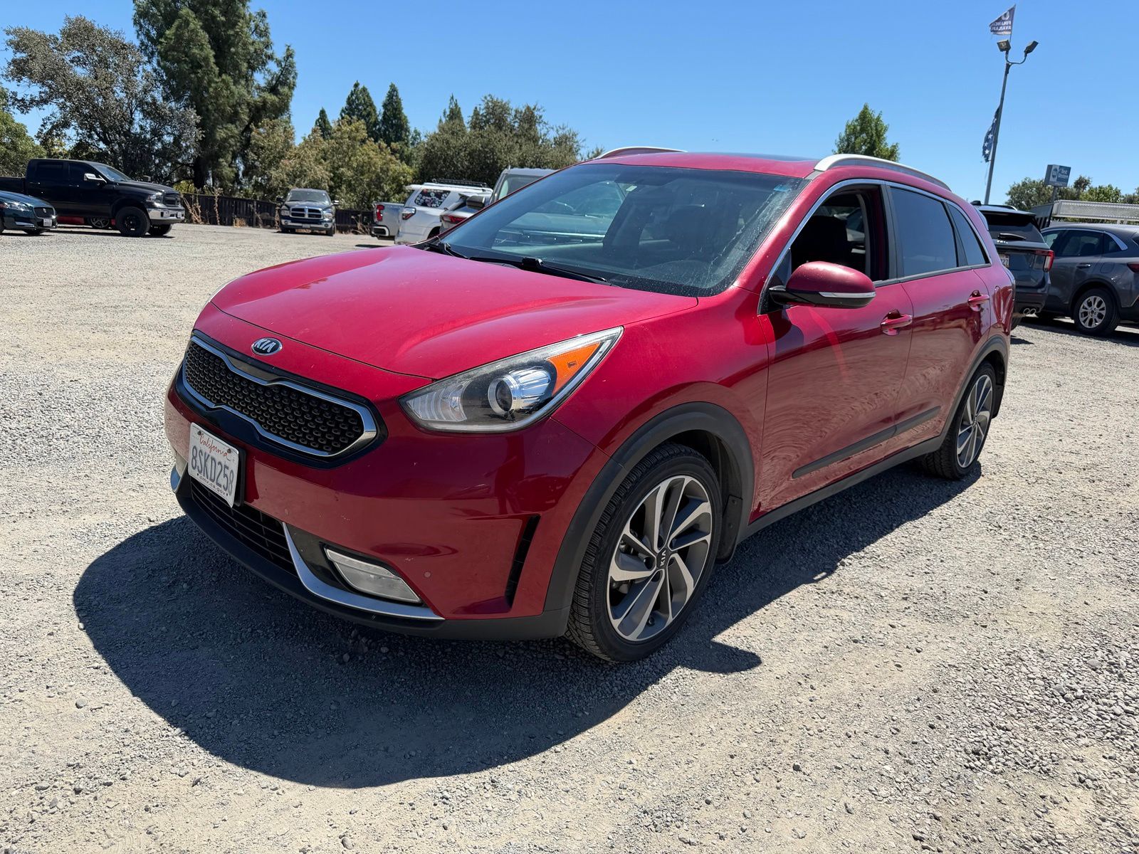 Used 2017 Kia Niro - photo 1