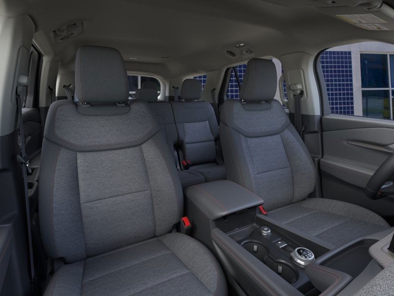 Used 2026 Ford Explorer - photo 13
