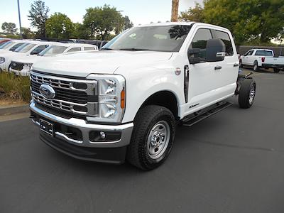 New 2025 Ford F-350 Crew Cab 4x4 Cab Chassis for sale #14330 - photo 1