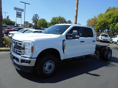 2025 Ford F-350 Crew Cab DRW 4x4 Cab Chassis for sale #14611 - photo 1