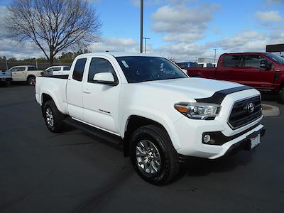 2017 Toyota Tacoma Extra Cab 4x4 Pickup for sale #84783 - photo 2