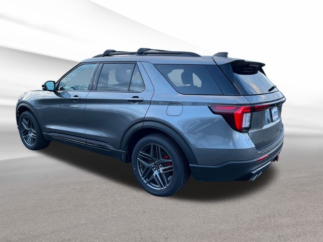 Used 2025 Ford Explorer - photo 2