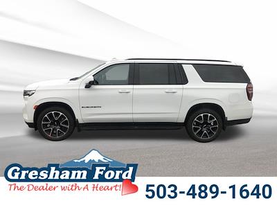 Used 2021 Chevrolet Suburban - photo 1