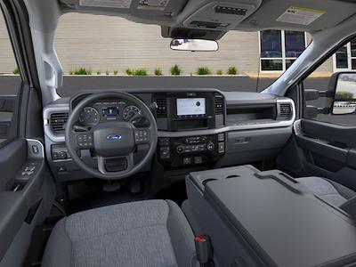 2025 Ford F-350 Crew Cab SRW 4x4 Pickup for sale #55764 - photo 2