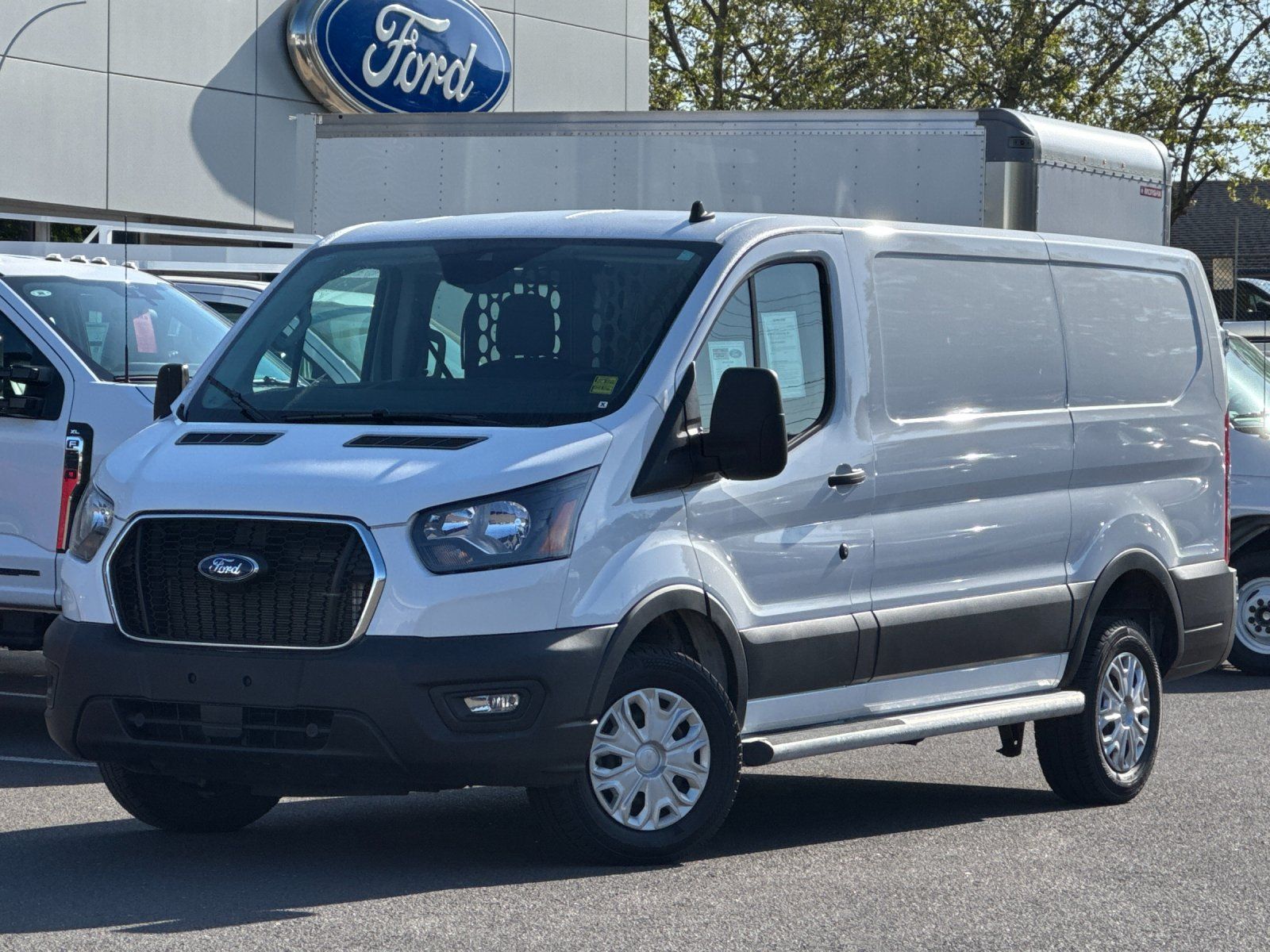 Used 2025 Ford Transit 250 - photo 1