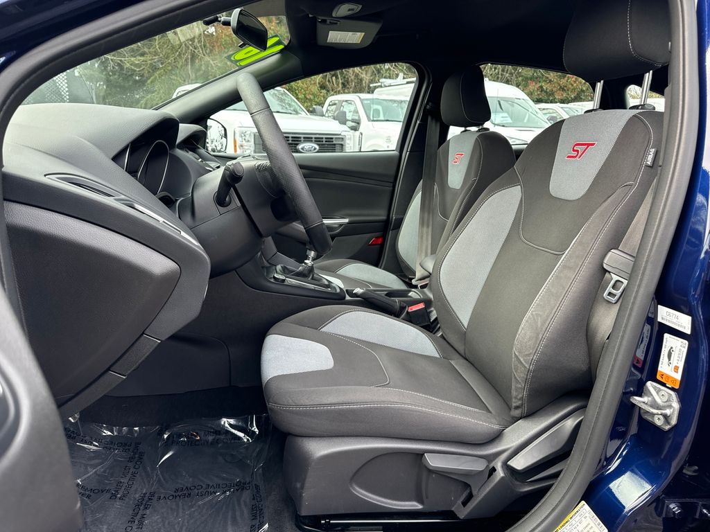 Used 2016 Ford Focus - photo 13