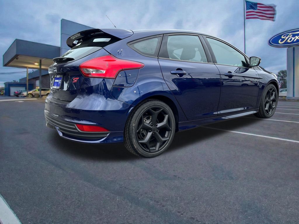 Used 2016 Ford Focus - photo 6