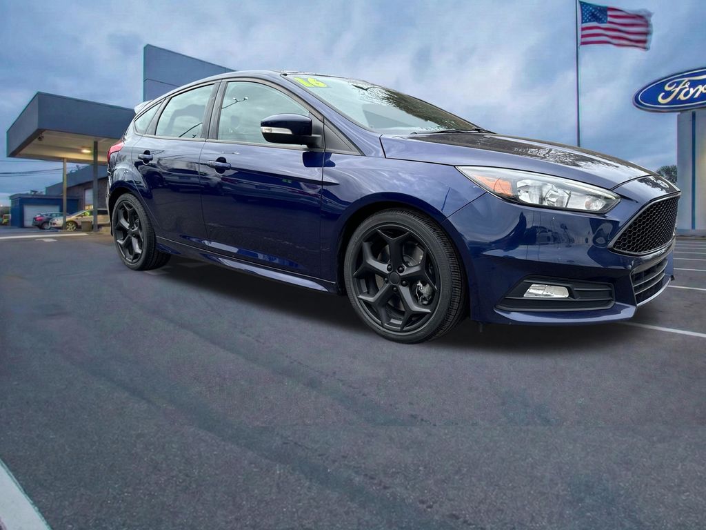 Used 2016 Ford Focus - photo 10