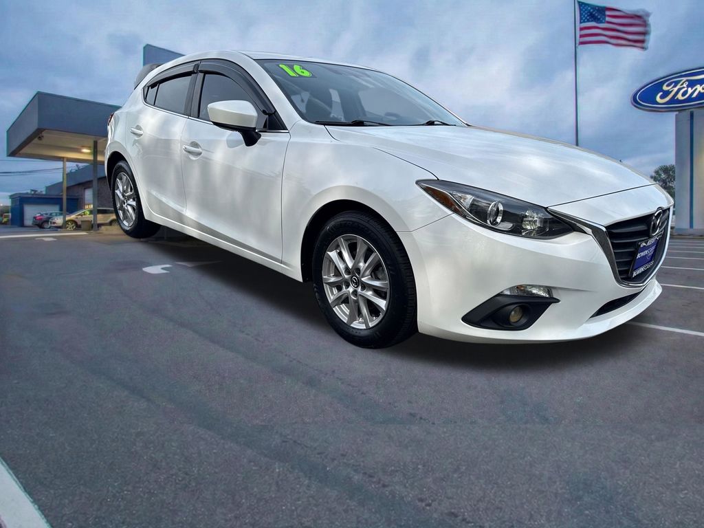 Used 2016 Mazda3 - photo 8