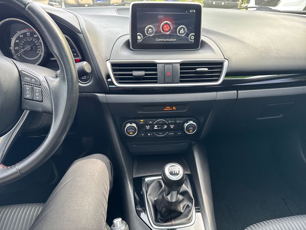 Used 2016 Mazda3 - photo 18