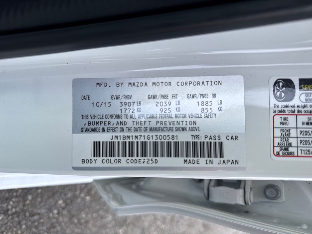Used 2016 Mazda3 - photo 29