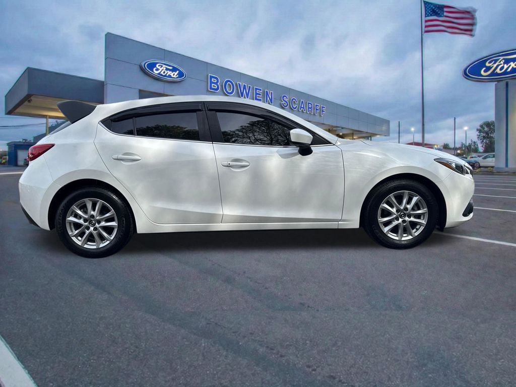 Used 2016 Mazda3 - photo 7