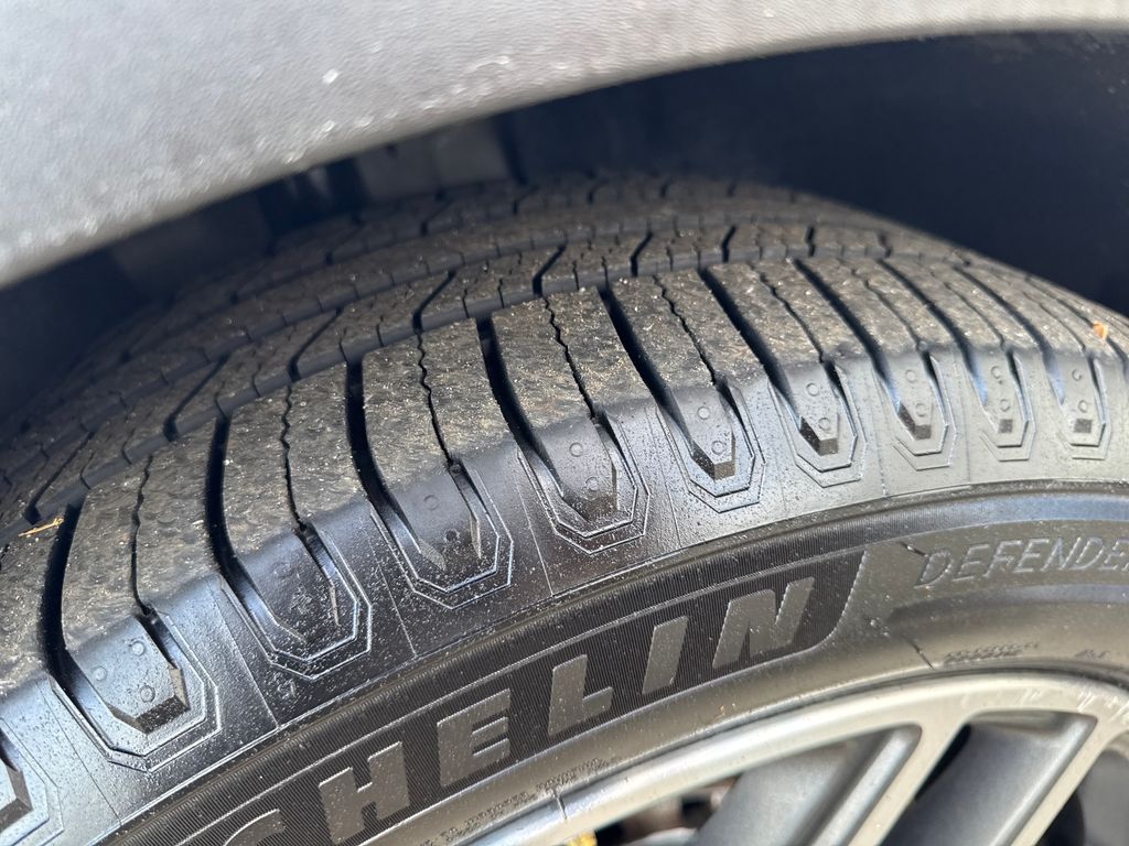 Used 2017 Ford Explorer - photo 30