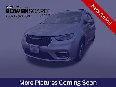 Used 2022 Chrysler Pacifica Pinnacle Minivan for sale #F4654A - photo 1