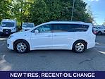 2018 Chrysler Pacifica FWD Minivan for sale #F5256A - photo 2