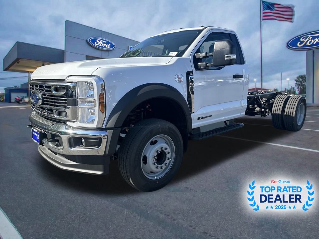 2025 Ford F-600 Super Duty Chassis Cab