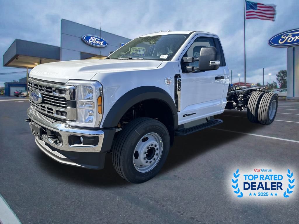 2025 Ford F-600 Super Duty Chassis Cab