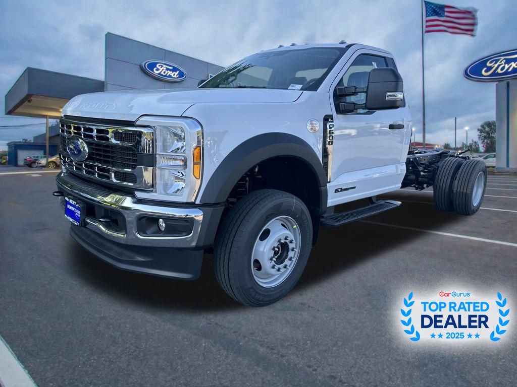 2025 Ford F-600 Super Duty Chassis Cab