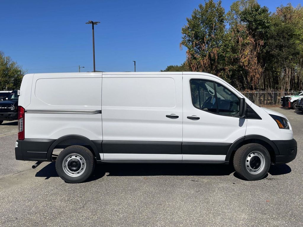New 2026 Ford Transit 150 - photo 6