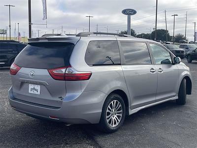 Used 2018 Toyota Sienna XLE Minivan for sale #MP4582 - photo 2