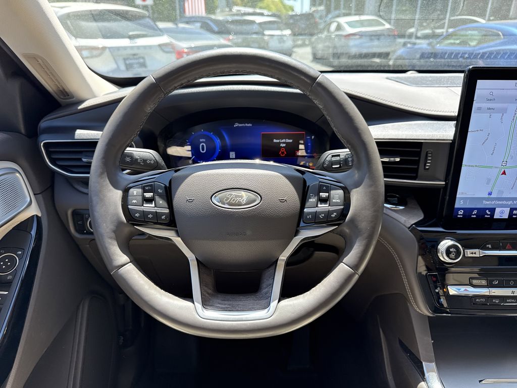 Used 2023 Ford Explorer - photo 14