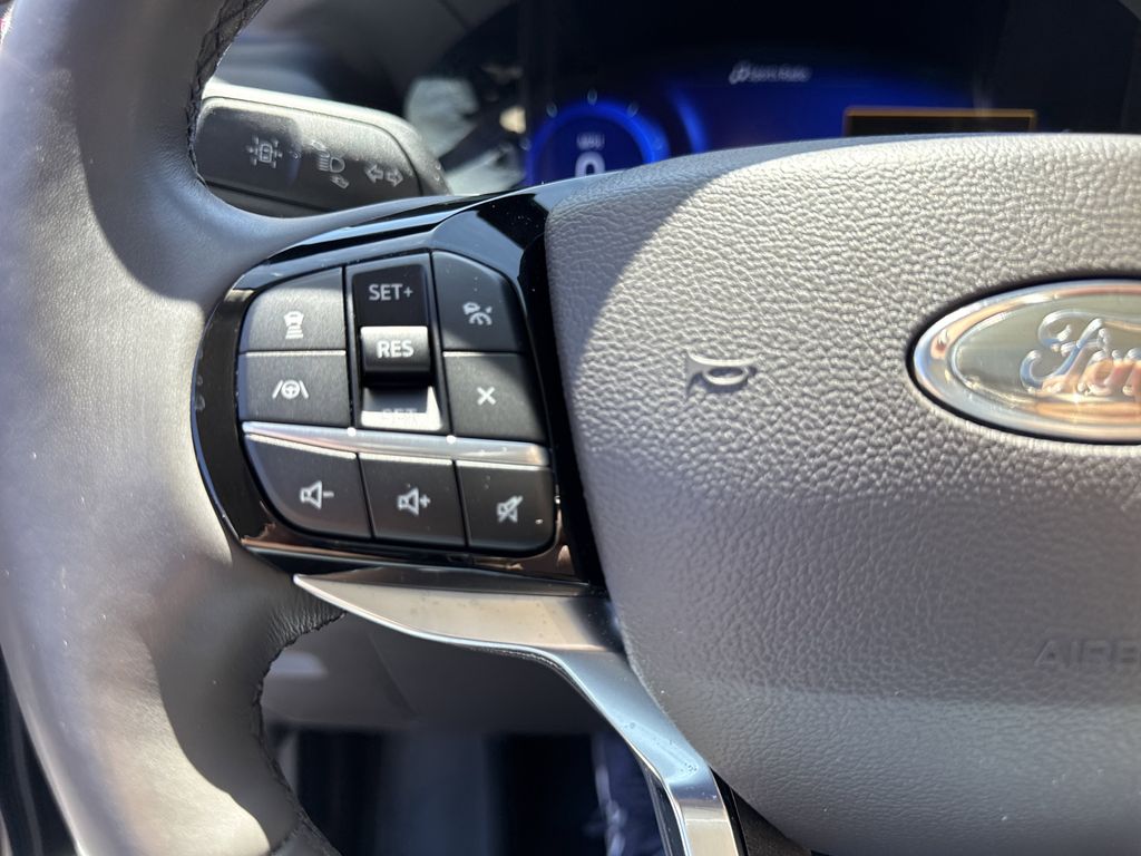 Used 2023 Ford Explorer - photo 25