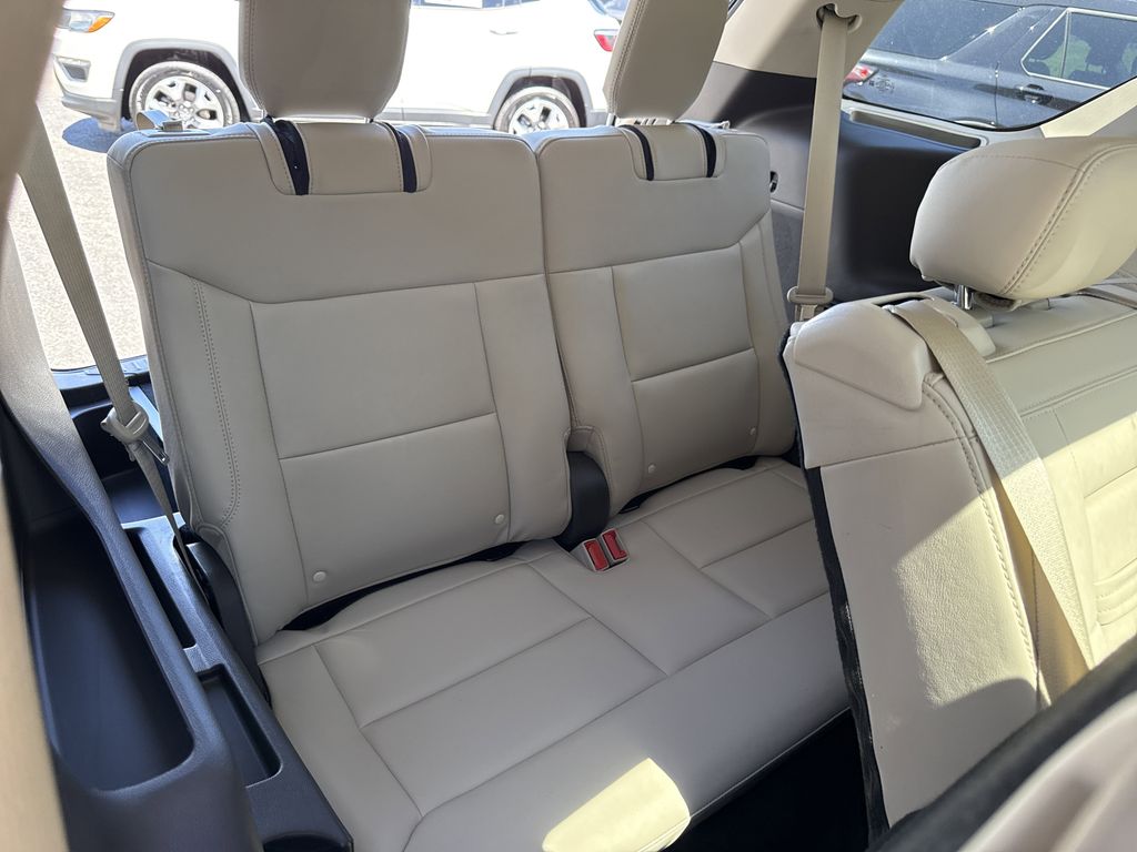 Used 2023 Ford Explorer - photo 37