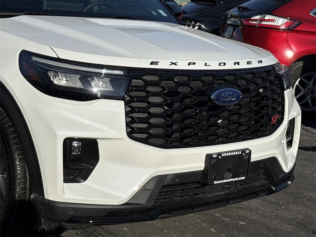 Used 2026 Ford Explorer - photo 10