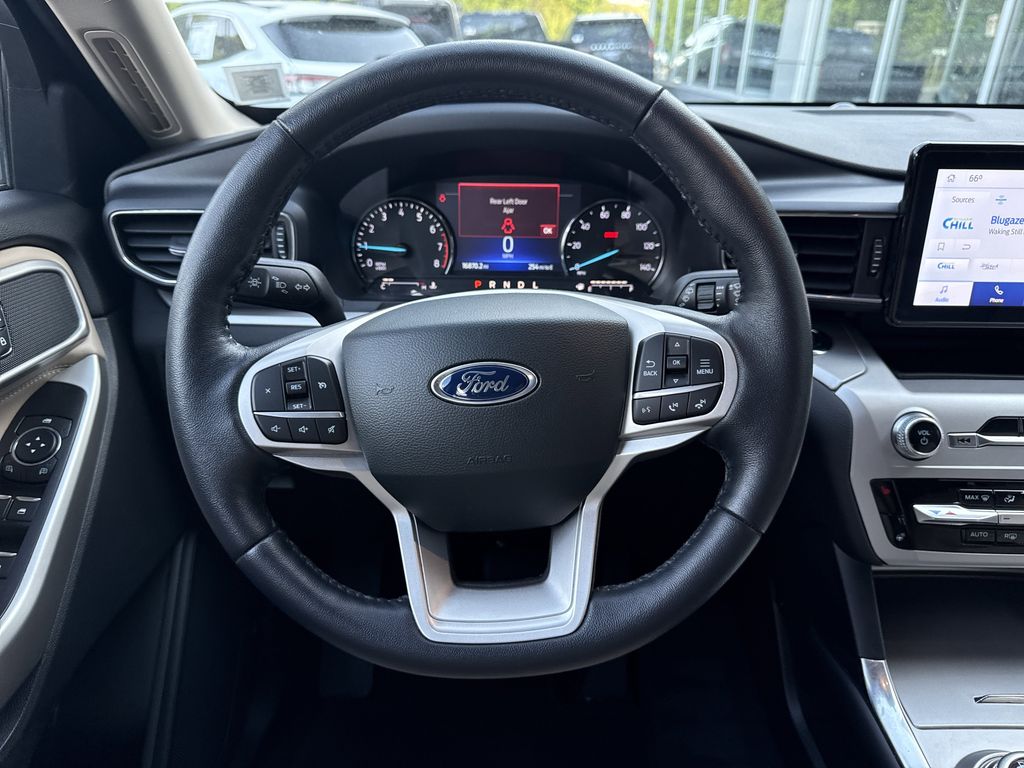 Used 2022 Ford Explorer - photo 17