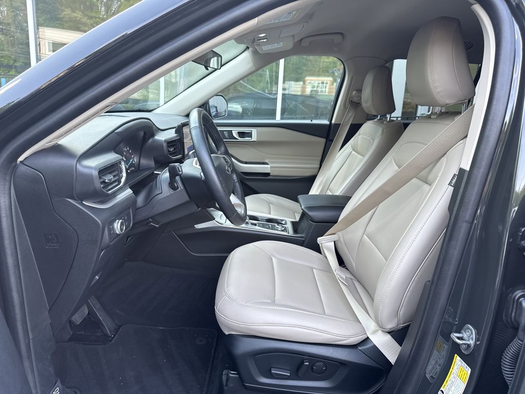 Used 2022 Ford Explorer - photo 21