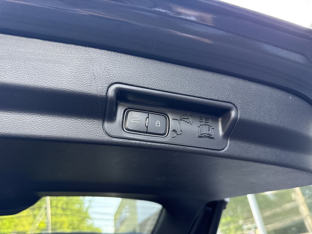 Used 2022 Ford Explorer - photo 40