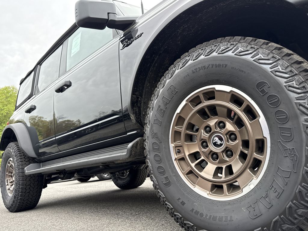 New 2025 Ford Bronco - photo 11
