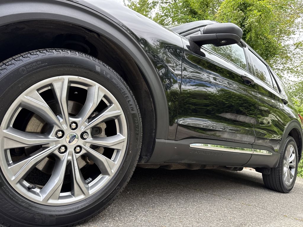 Used 2022 Ford Explorer - photo 12