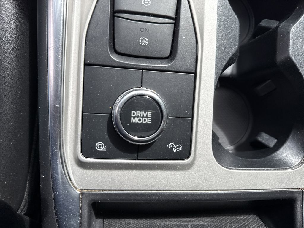 Used 2022 Ford Explorer - photo 24