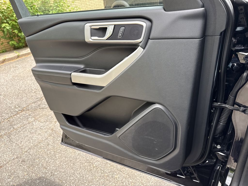 Used 2022 Ford Explorer - photo 28