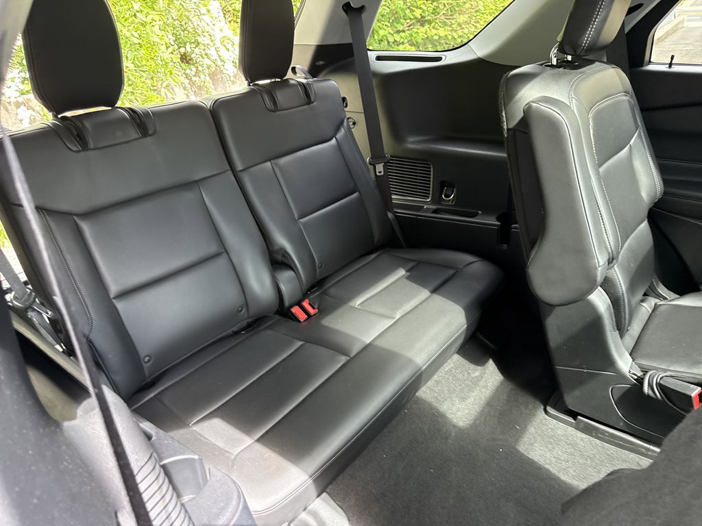 Used 2022 Ford Explorer - photo 36