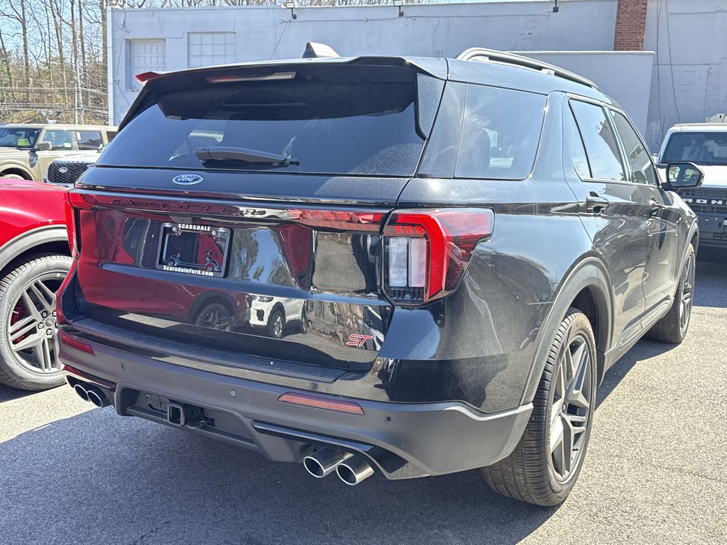 New 2026 Ford Explorer ST - photo 2